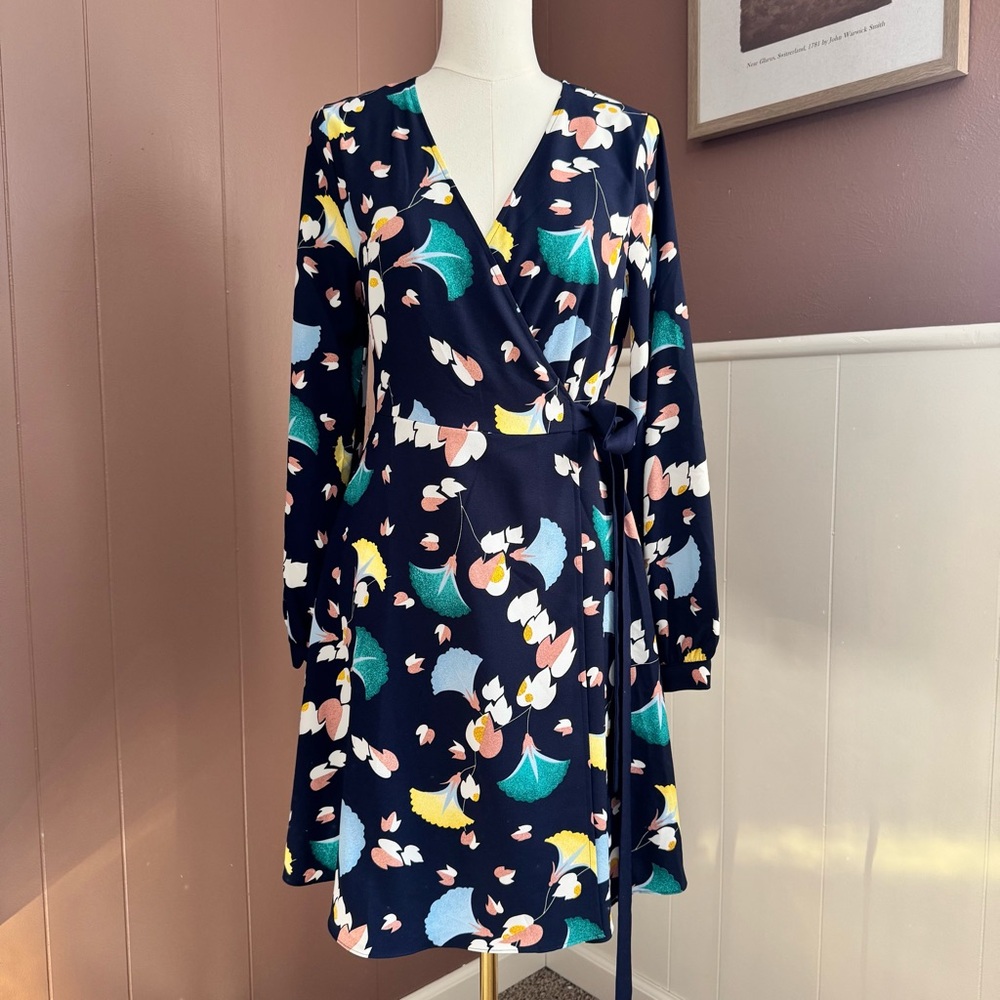Essential Antwerp Long Sleeve Wrap Knee Length Dress